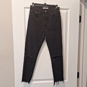Women's Black Wedgie Skinny Distressed Raw Hem Levi Strauss Jeans Size 27